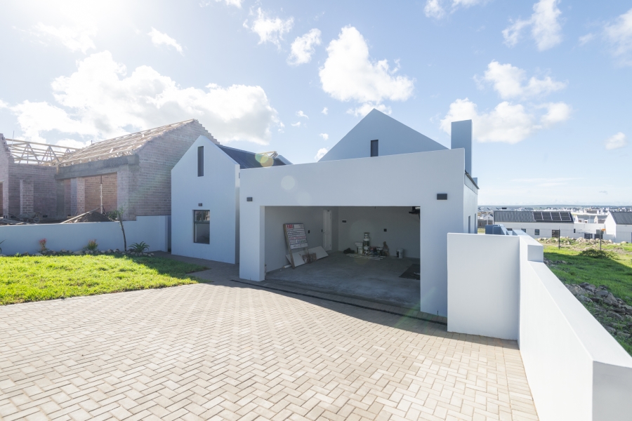 4 Bedroom Property for Sale in Laguna Western Cape